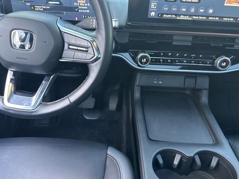 Certified 2024 Honda Prologue Touring image 18