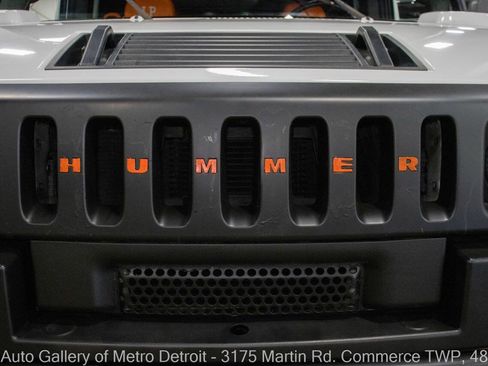 Used 2005 HUMMER H2 Base 4WD 4dr SUV w/ Preferred Equipment Group image 28