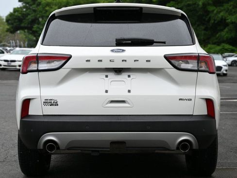 Used 2021 Ford Escape SEL w/ Class II Trailer Tow Package AWD/4WD image 6