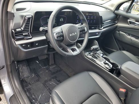 Used 2023 Kia Sportage EX image 6