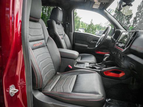 Used 2025 Nissan Frontier PRO-4X w/ Pro Premium Package image 33