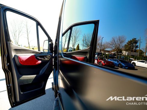 New 2024 Mercedes-Benz Sprinter 3500 image 8