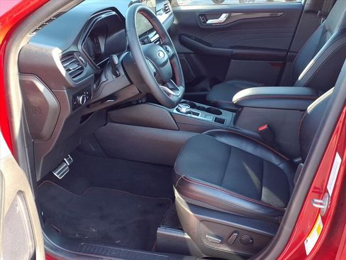 Certified 2023 Ford Escape ST-Line w/ Tech Pack #1 image 17