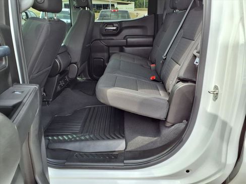 Used 2024 Chevrolet Silverado 1500 Custom image 15