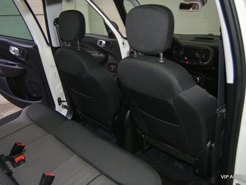 Used 2015 FIAT 500L Trekking FWD image 30