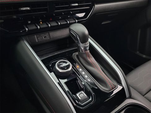 Certified 2026 Chevrolet Colorado Z71 w/ Z71 Convenience Package 2 image 18