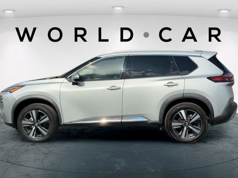 Used 2021 Nissan Rogue SL w/ Premium Package image 6