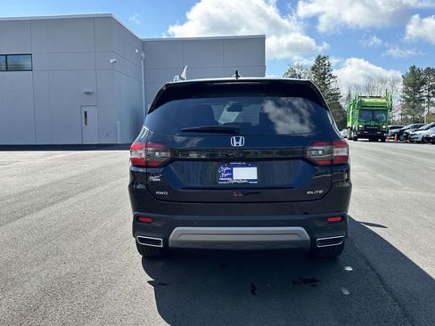 Certified 2025 Honda Pilot Elite image 23