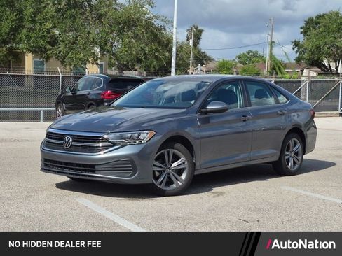 Used 2024 Volkswagen Jetta SE FWD image 1