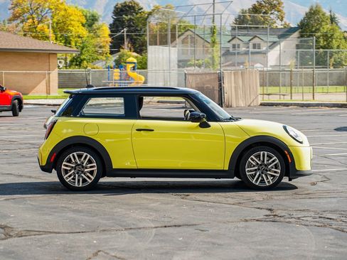 Used 2025 MINI Cooper S image 4