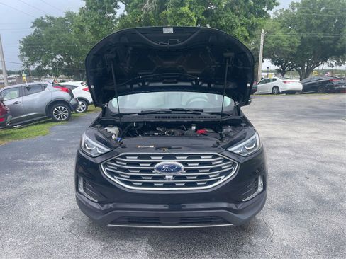Used 2020 Ford Edge Titanium w/ Equipment Group 301A FWD image 11