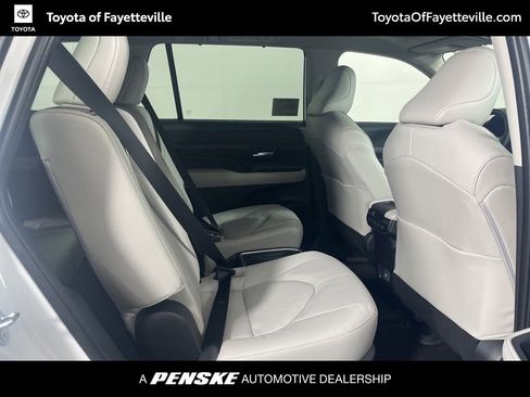 New 2026 Toyota Grand Highlander AWD image 11