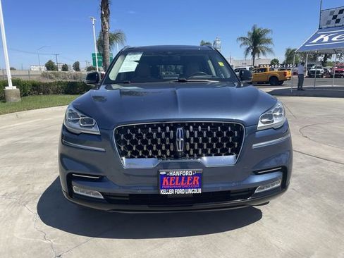 Used 2020 Lincoln Aviator Grand Touring w/ Equipment Group 302A image 3