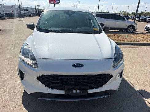Used 2022 Ford Escape SE w/ Convenience Package FWD image 19
