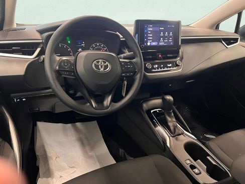 Used 2023 Toyota Corolla LE FWD image 19
