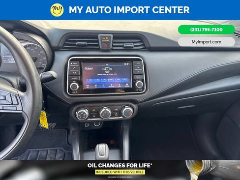Used 2023 Nissan Versa S w/ Trunk Package FWD image 17