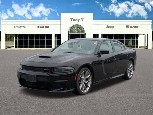 Used 2023 Dodge Charger GT image 3