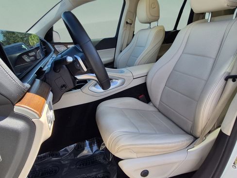 Used 2023 Mercedes-Benz GLS 450 4MATIC image 23