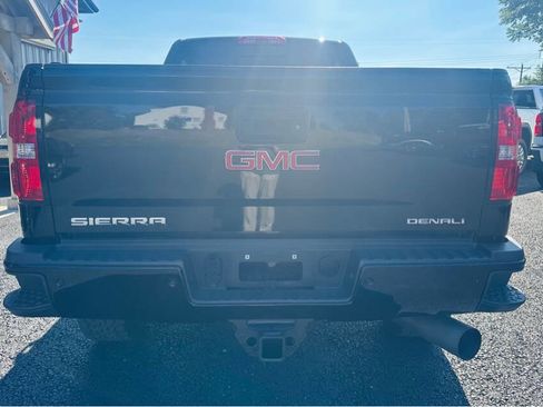 Used 2019 GMC Sierra 2500 Denali image 6