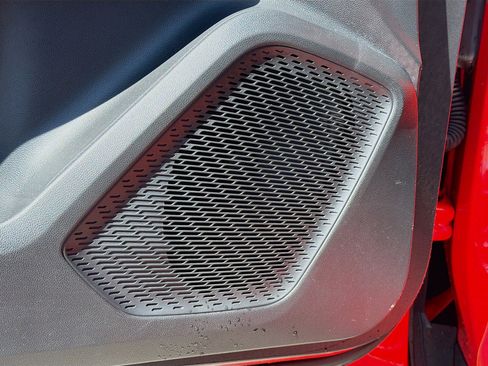 Used 2025 Chevrolet Equinox EV RS image 23