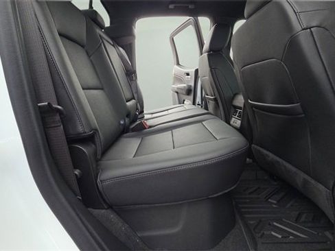 New 2026 GMC Canyon Elevation w/ Convenience Package image 14