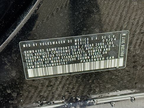 Used 2024 Volkswagen Jetta SE FWD image 12