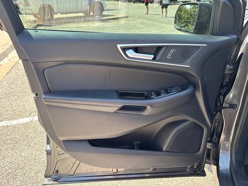 Used 2019 Ford Edge SEL w/ Equipment Group 201A AWD/4WD image 33