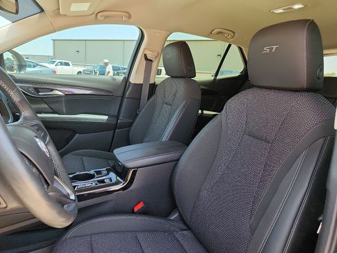 Used 2023 Buick Envision Preferred w/ Sport Touring Package AWD/4WD image 12