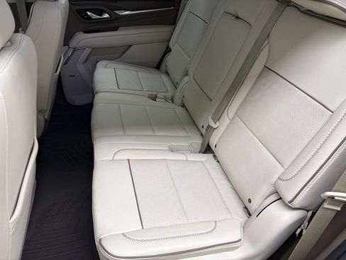 Used 2021 GMC Yukon Denali w/ Advanced Technology Package AWD/4WD image 41