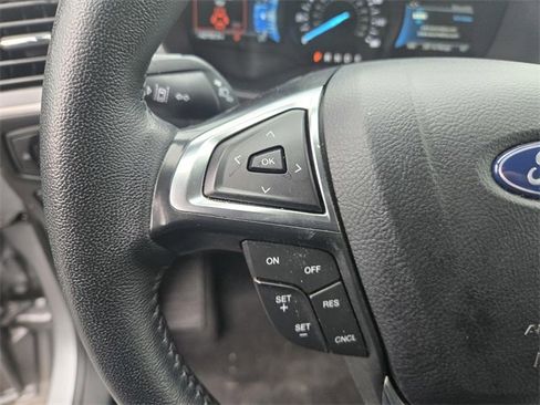 Used 2024 Ford Edge SEL image 26