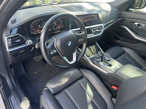 Used 2019 BMW 330i Sedan w/ Convenience Package RWD image 18