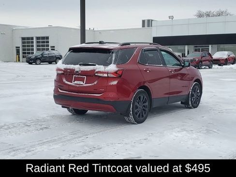 Used 2024 Chevrolet Equinox RS image 3