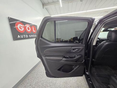 Used 2019 Chevrolet Traverse LS FWD image 25