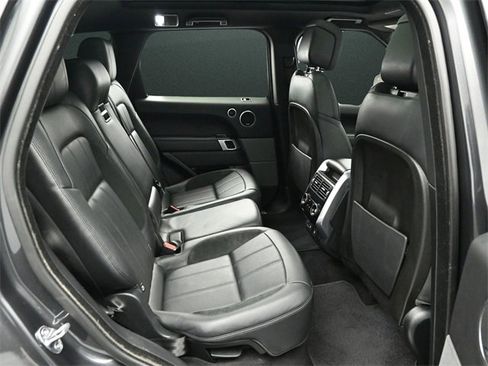 Used 2020 Land Rover Range Rover Sport HST image 17