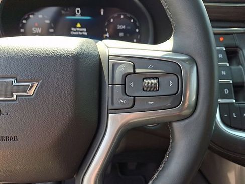 Used 2023 Chevrolet Tahoe Z71 w/ Luxury Package image 21