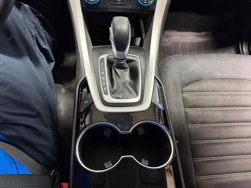 Used 2014 Ford Fusion SE FWD image 36