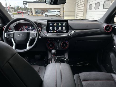 Used 2025 Chevrolet Blazer RS image 16