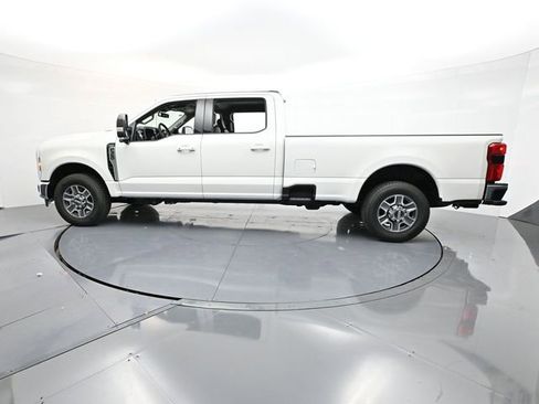 Used 2026 Ford F350 Lariat RWD image 4