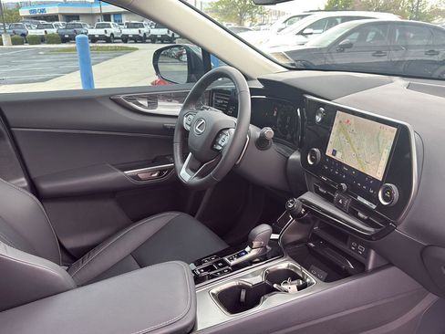 Used 2026 Lexus NX 350 AWD w/ Accessory Package (2T) image 38