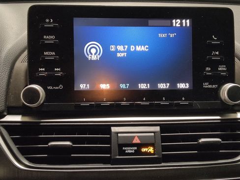Used 2019 Honda Accord LX image 25