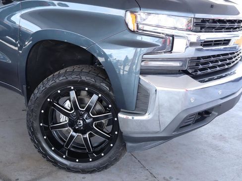 Used 2020 Chevrolet Silverado 1500 LT w/ All-Star Edition image 4