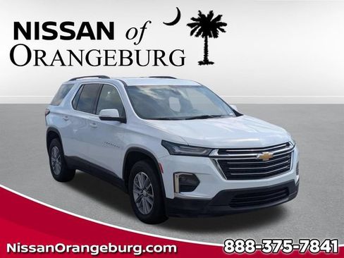 Used 2022 Chevrolet Traverse LT FWD image 1