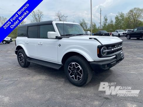 Used 2025 Ford Bronco Outer Banks AWD/4WD image 12