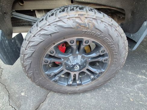 Used 2022 Chevrolet Silverado 1500 LT Trail Boss w/ Protection Package AWD/4WD image 9