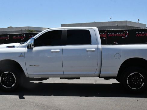 Used 2026 RAM 2500 Laramie AWD/4WD image 4