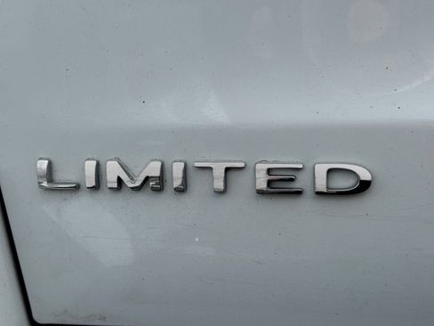 Certified 2022 Ford Expedition Limited AWD/4WD image 40