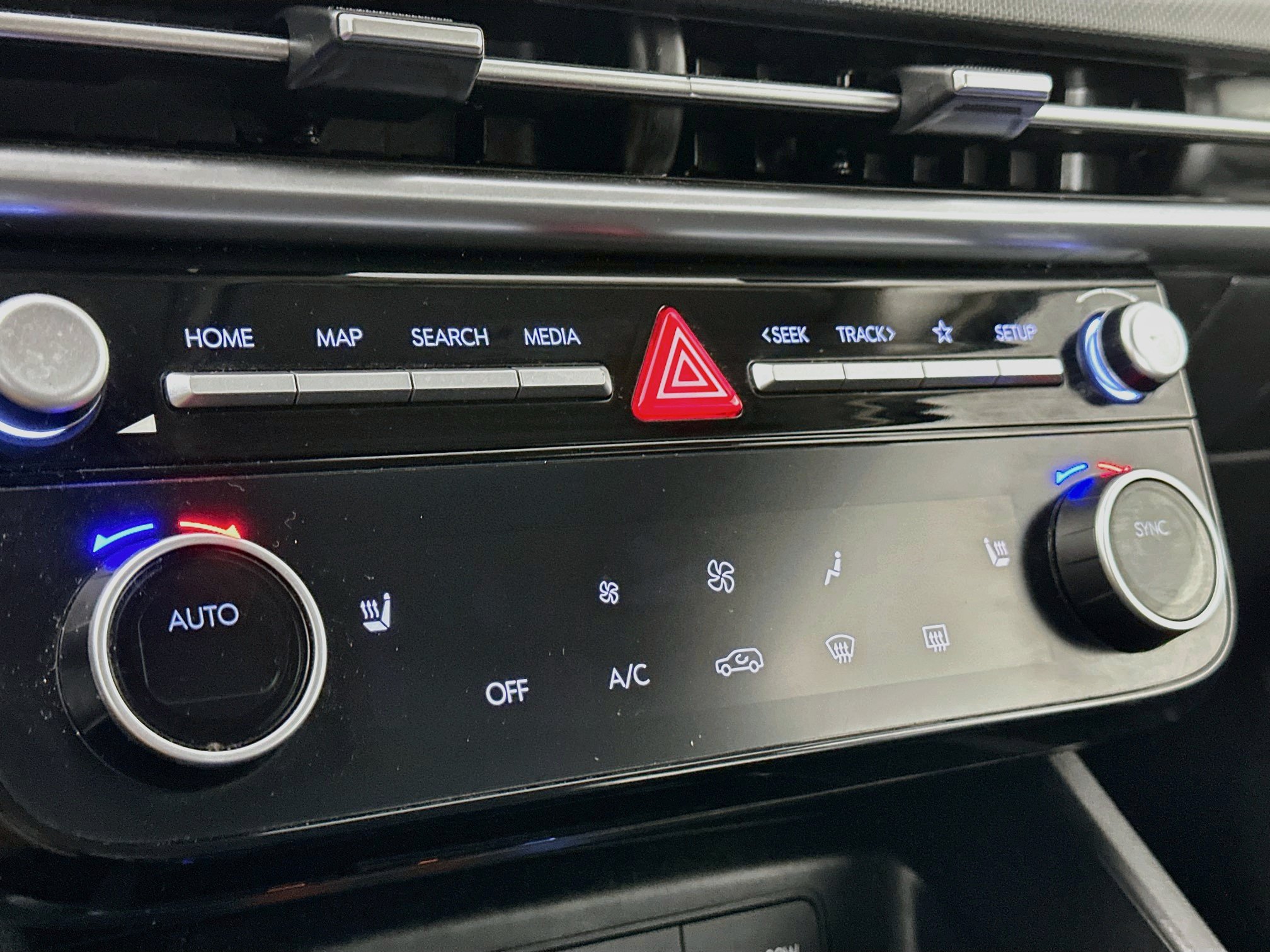 Used 2025 Hyundai Tucson SEL FWD image 23