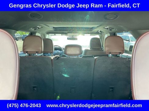 Used 2021 Ford Explorer Platinum w/ Equipment Group 601A AWD/4WD image 26