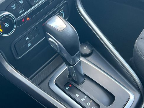 Used 2020 Ford EcoSport SE w/ SE Convenience Package image 23