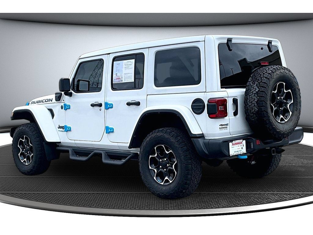 Used 2022 Jeep Wrangler Unlimited Rubicon 4xe w/ Cold Weather Group AWD/4WD image 19
